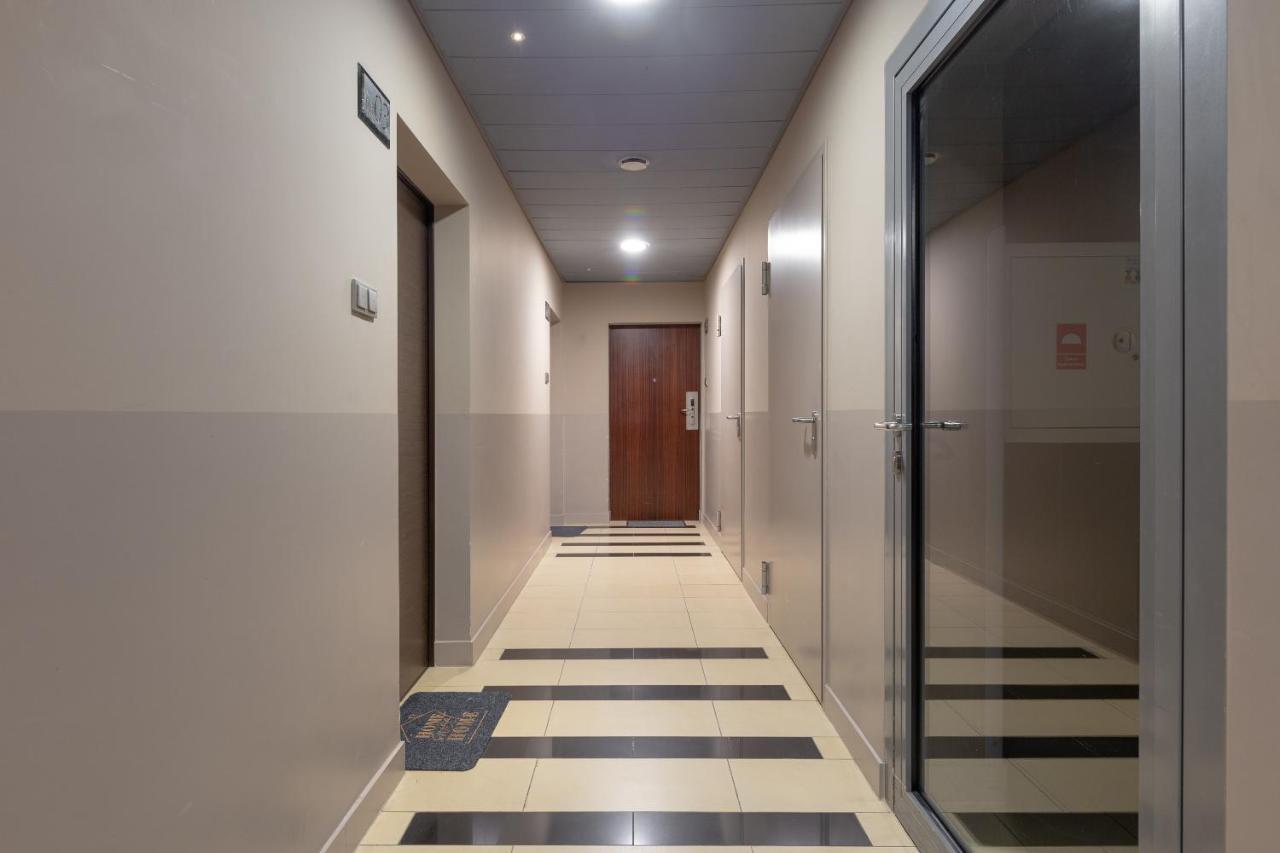 وارسو Grzybowska Platinum Apartment Tower A المظهر الخارجي الصورة